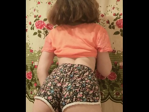 ❤️ Sexy na batang babe na hinuhubad ang kanyang shorts sa camera ❤️❌ Porno sa tl.hotpornphotos.ru ﹏