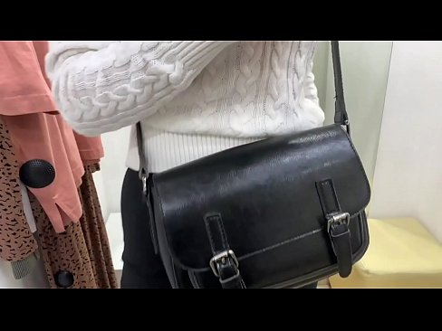 ❤️ Pampublikong masturbesyon ng batang asong si FeralBerry na may dildo sa fitting room ❤️❌ Porno sa tl.hotpornphotos.ru ﹏